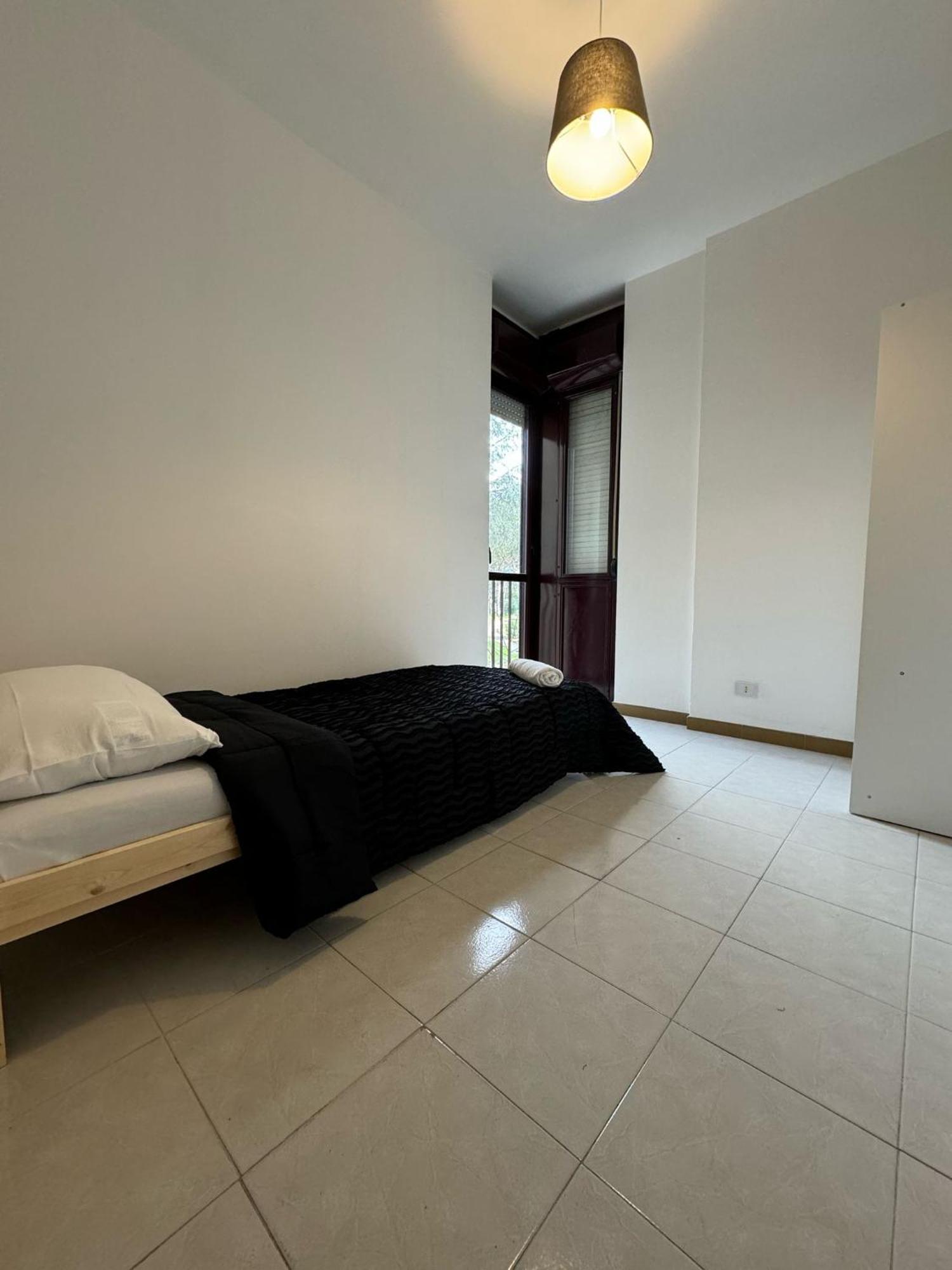 Volturno Guest House โรม ภายนอก รูปภาพ